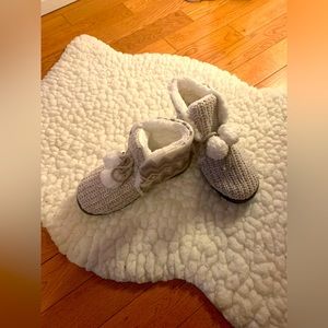 Soft warm knit slippers for women
